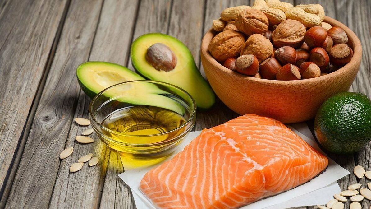 Keto pəhrizindəki əsas qidalar
